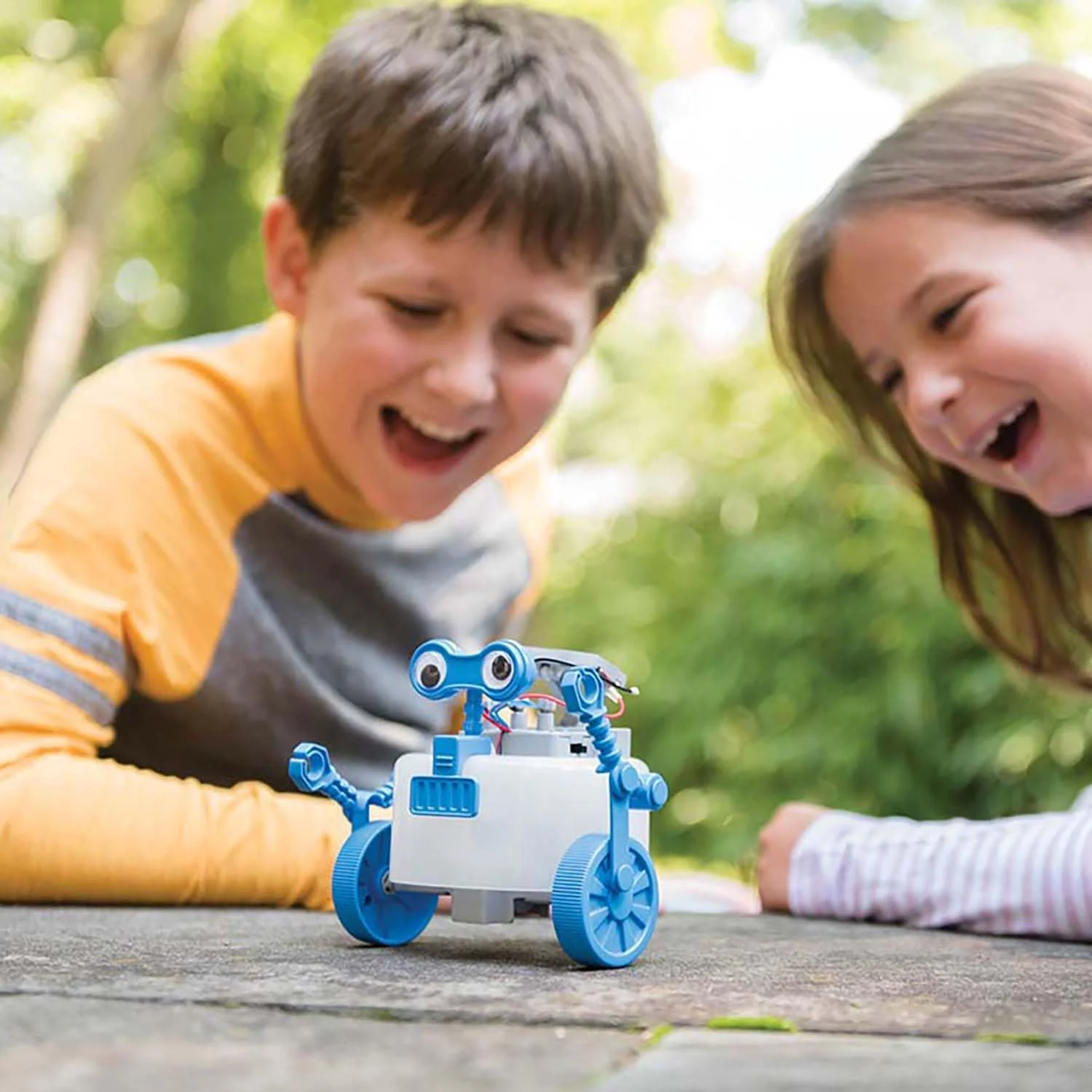 کیت ربات مریخ نورد علوم سبز 4M – ساخت و راه اندازی یک وسیله نقلیه مهندسی خورشیدی و باتری خور خودساز – اسباب بازی STEM برای کودکان 5 سال به بالا – مجموعه هدیه فعالیت علمی آموزشی هیبریدی کیت ربات مریخ نورد علوم سبز 4M – ساخت و راه اندازی یک وسیله نقلیه مهندسی خورشیدی و باتری خور خودساز – اسباب بازی STEM برای کودکان 5 سال به بالا – مجموعه هدیه فعالیت علمی آموزشی هیبریدی