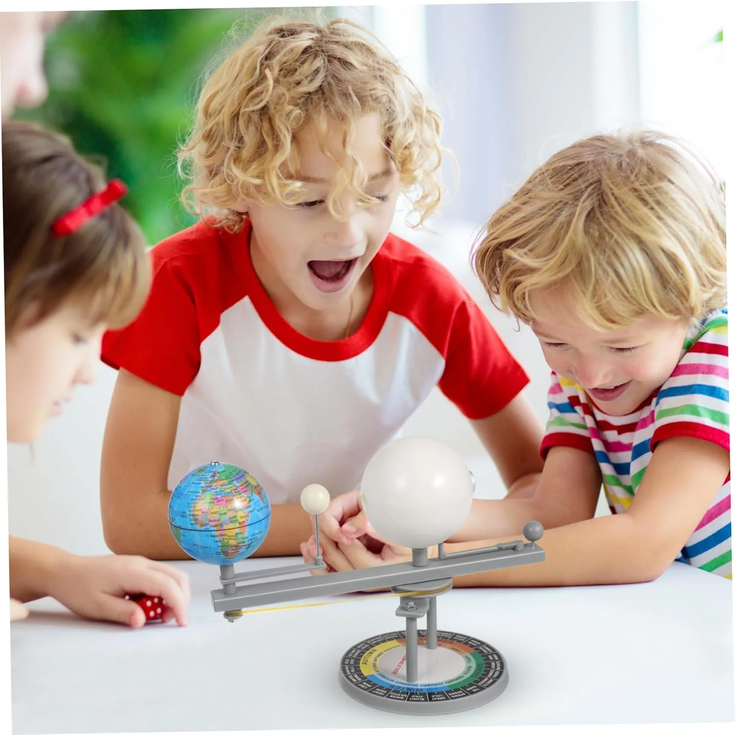 مدل مداری خورشید، زمین و ماه، کیت آموزشی منظومه شمسی با خورشید روشن شونده و طراحی چرخشی، ابزار تعاملی آموزش نجوم برای کلاس درس کودکان و یادگیری در خانه، مشکی مدل مداری خورشید، زمین و ماه، کیت آموزشی منظومه شمسی با خورشید روشن شونده و طراحی چرخشی، ابزار تعاملی آموزش نجوم برای کلاس درس کودکان و یادگیری در خانه، مشکی