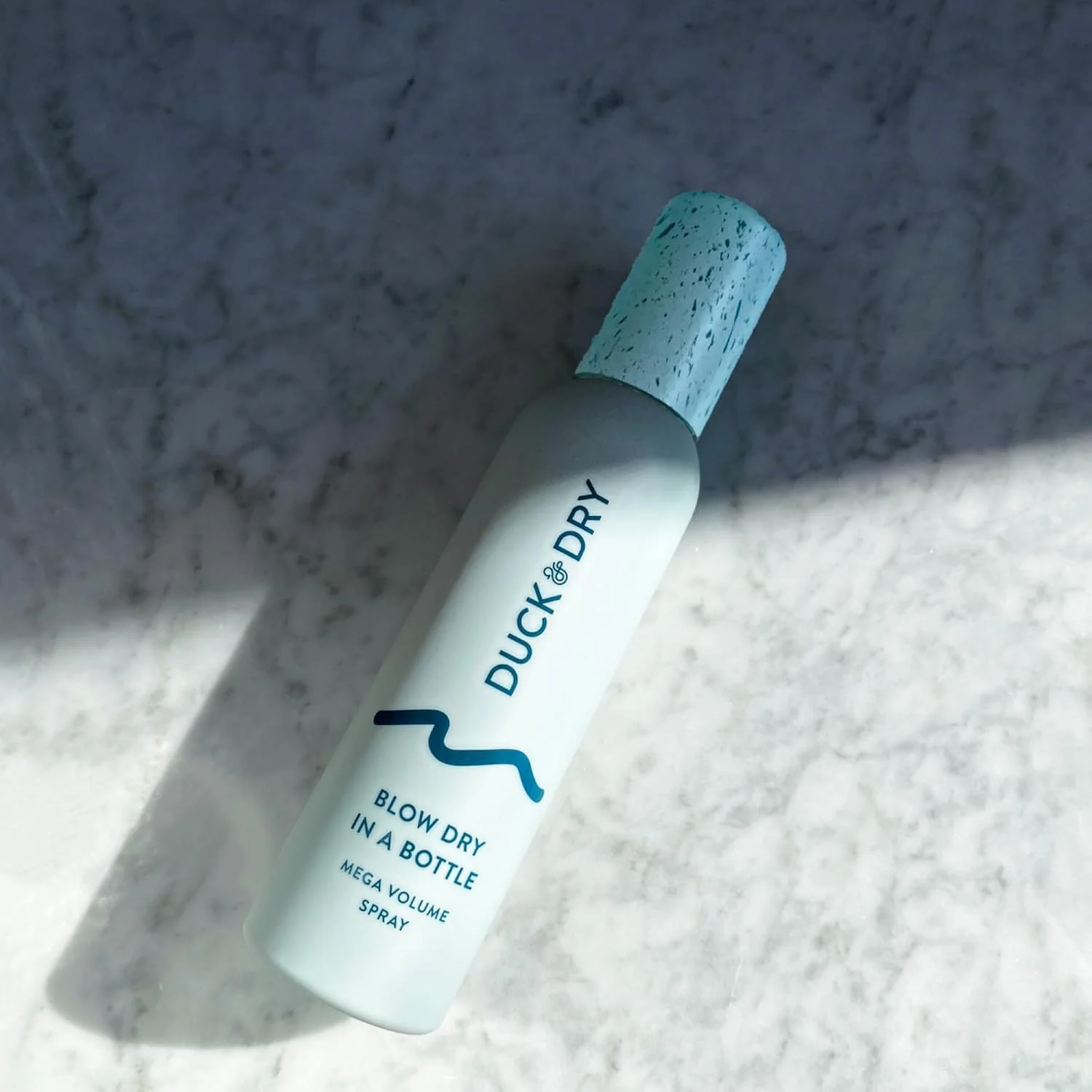 اسپری حجم دهنده مو داک اند درای مدل Blow Dry In A Bottle حجم 150 میلی لیتر اسپری حجم دهنده مو داک اند درای مدل Blow Dry In A Bottle حجم 150 میلی لیتر