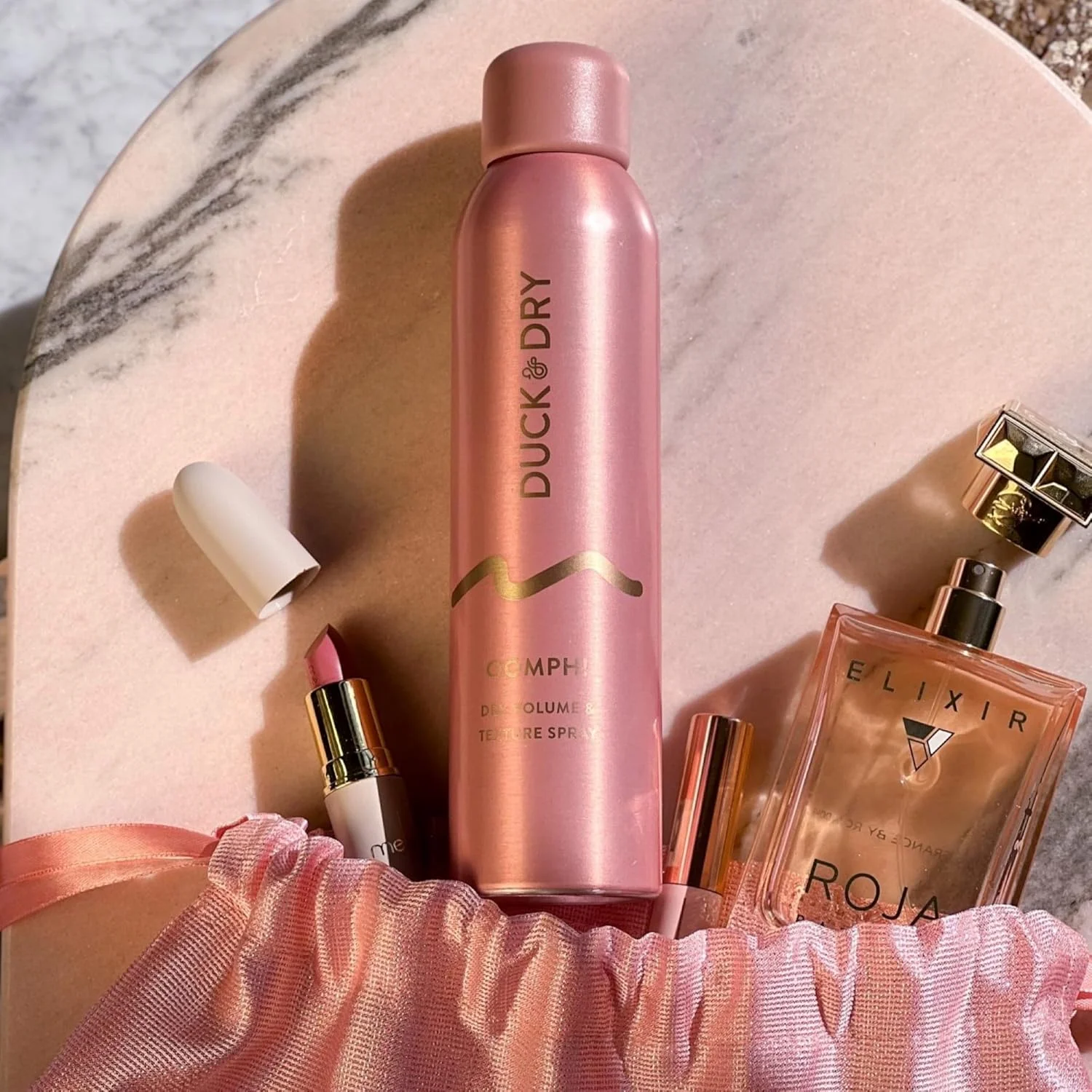 اسپری حجم دهنده و بافت دهنده مو داک اند درای مدل OOMPH حجم 250 میلی لیتر