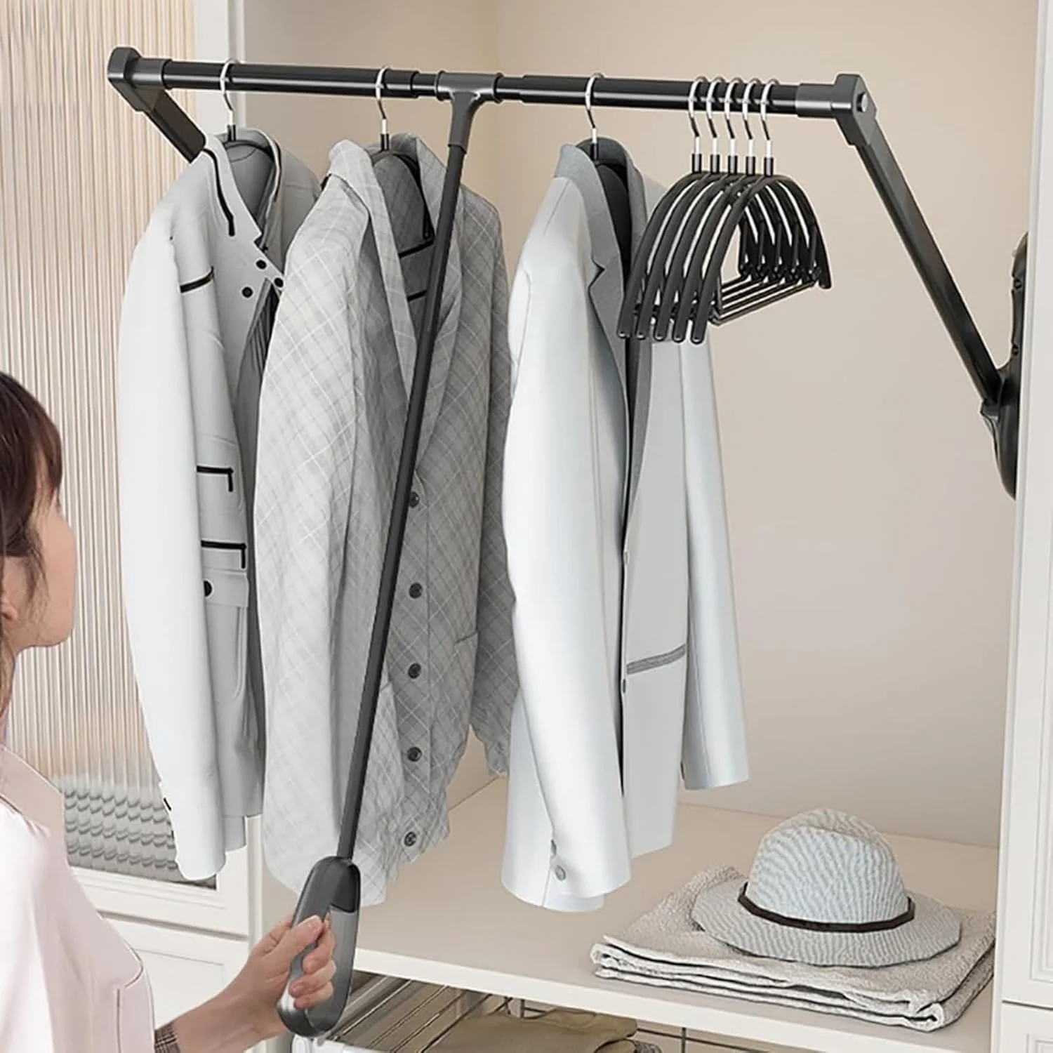 میله آویز لباس تاشو سنگین، کمد لباس قابل تنظیم با عرض متغیر، ریل کابینت جمع شونده آلومینیومی، آویز لباس بالابر قفسه مرتب سازی لباس، 51-65 سانتی متر