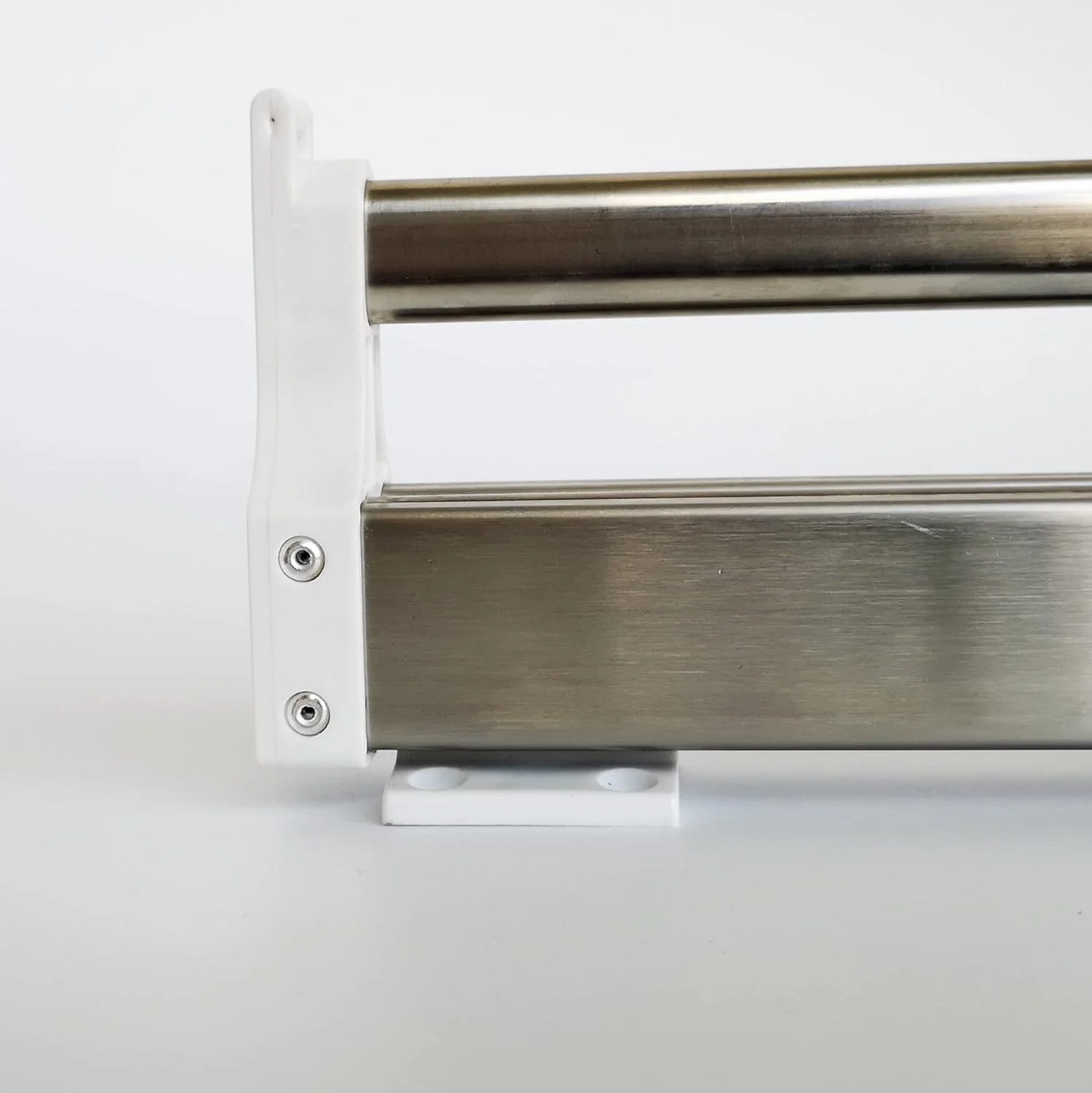 ریل آویز لباس کشویی قابل تنظیم برای سازماندهی کمد، میله آویز لباس کمدی قابل گسترش، سفید - 700 میلی متر