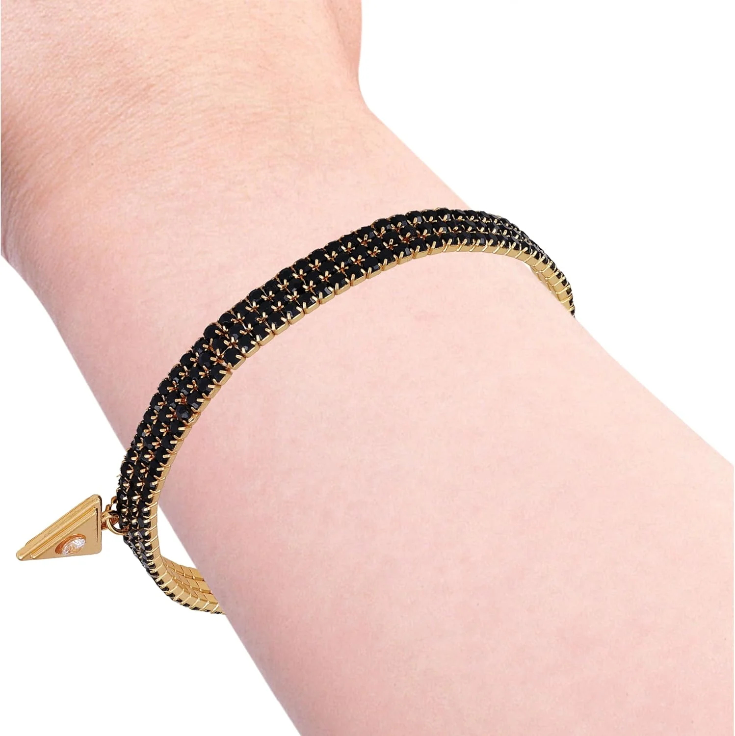 دستبند کشی سه ردیفه گلدتُن با سنگ شیشه ای مشکی دستبند کشی سه ردیفه گلدتُن با سنگ شیشه ای مشکی