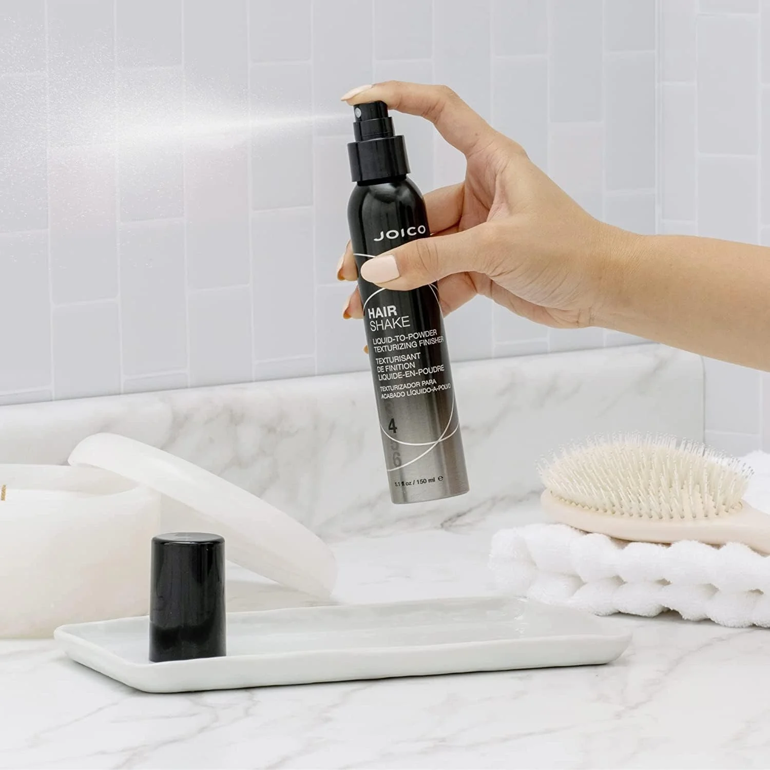 حالت دهنده موی جویکو Hair Shake با بافت مایع به پودر | مناسب برای اکثر انواع مو | حجم دهنده بادوام | لیفت فوری | پایان سریع خشک | محافظت در برابر آلودگی | فاقد پارابن | 150 میلی لیتر حالت دهنده موی جویکو Hair Shake با بافت مایع به پودر | مناسب برای اکثر انواع مو | حجم دهنده بادوام | لیفت فوری | پایان سریع خشک | محافظت در برابر آلودگی | فاقد پارابن | 150 میلی لیتر