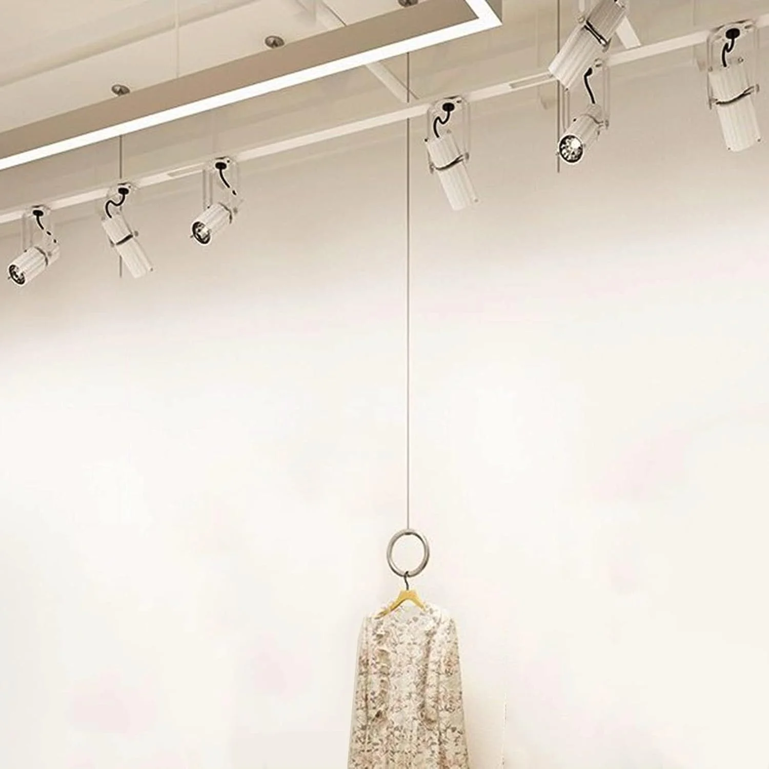 رگال لباس با ارتفاع قابل تنظیم، مناسب برای فروشگاه لباس، رگال آویز لباس عروس سقفی، قفسه نگهداری چوب لباسی، نصب دیواری، مناسب برای سازماندهی اتاق خواب، مرکز خرید و فروشگاه رگال لباس با ارتفاع قابل تنظیم، مناسب برای فروشگاه لباس، رگال آویز لباس عروس سقفی، قفسه نگهداری چوب لباسی، نصب دیواری، مناسب برای سازماندهی اتاق خواب، مرکز خرید و فروشگاه