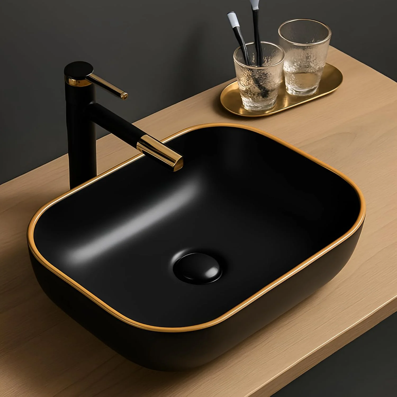 روشویی سرامیکی رومیزی وارداتی درجه یک OSOSAM با لبه باریک برای حمام (45.72x33.02x13.97 سانتی متر، مشکی مات با نوک طلایی)