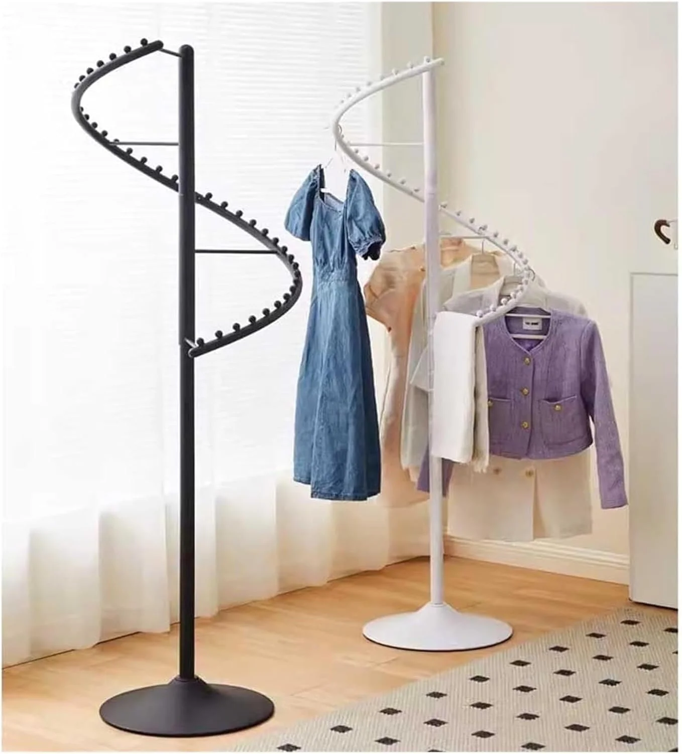 رگال لباس چرخشی مارپیچ، رگال لباس ایستاده فلزی سنگین با قابلیت نمایش 38 لباس، آویز لباس مقاوم و مستقل برای اتاق خواب، اتاق نشیمن، فروشگاه ها (رنگ: مشکی، اندازه رگال لباس چرخشی مارپیچ، رگال لباس ایستاده فلزی سنگین با قابلیت نمایش 38 لباس، آویز لباس مقاوم و مستقل برای اتاق خواب، اتاق نشیمن، فروشگاه ها (رنگ: مشکی، اندازه