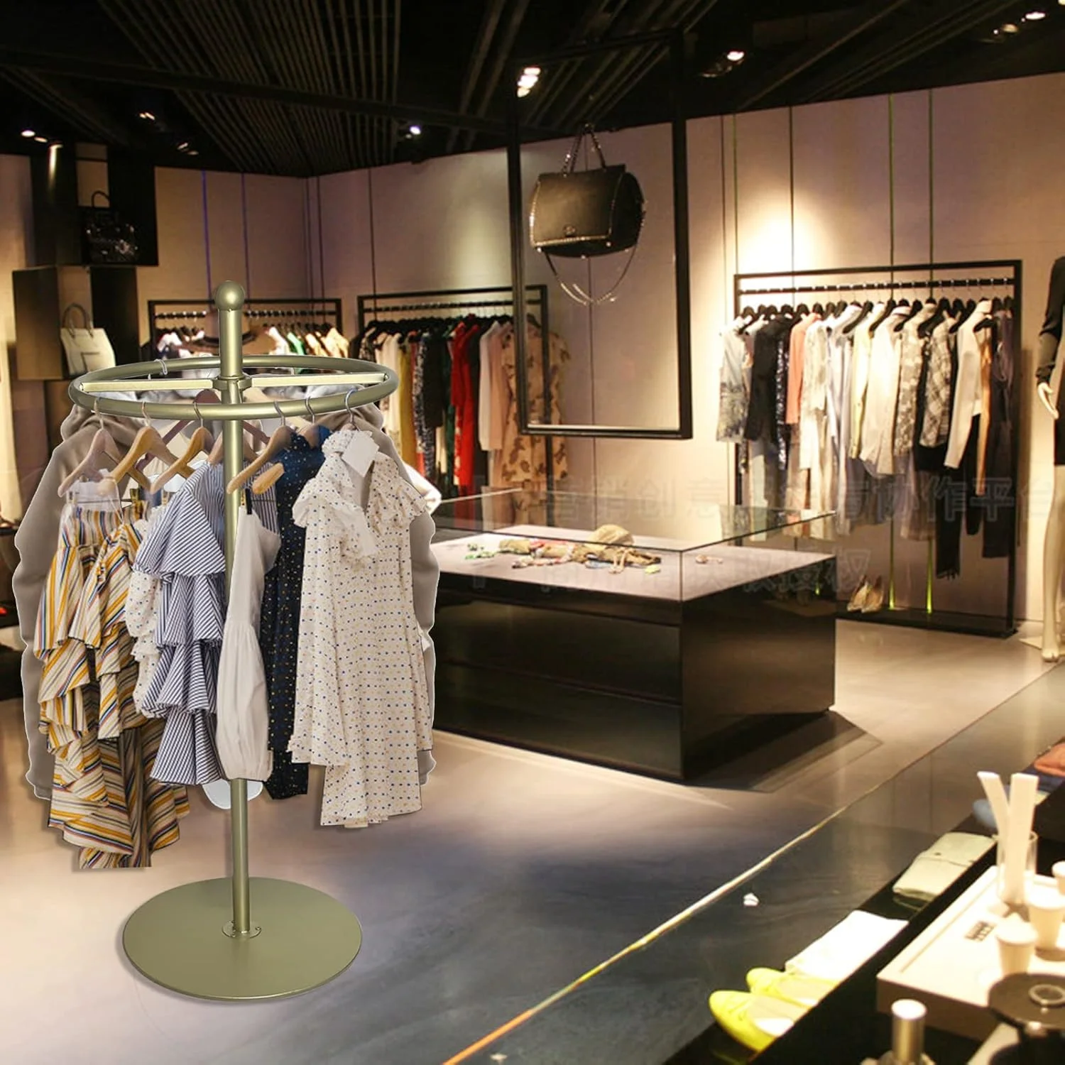 رگال لباس گرد، رگال چرخشی ایستاده، استند نمایش قابل حمل برای آویزان کردن لباس مناسب اتاق خواب، بوتیک، فروشگاه تجاری، خشکشویی رگال لباس گرد، رگال چرخشی ایستاده، استند نمایش قابل حمل برای آویزان کردن لباس مناسب اتاق خواب، بوتیک، فروشگاه تجاری، خشکشویی