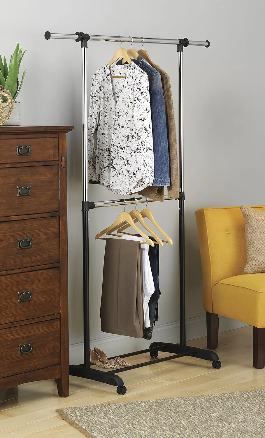 رگال لباس دو میله قابل تنظیم Whitmor - سازمان دهنده لباس چرخ دار - مشکی و کروم رگال لباس دو میله قابل تنظیم Whitmor - سازمان دهنده لباس چرخ دار - مشکی و کروم