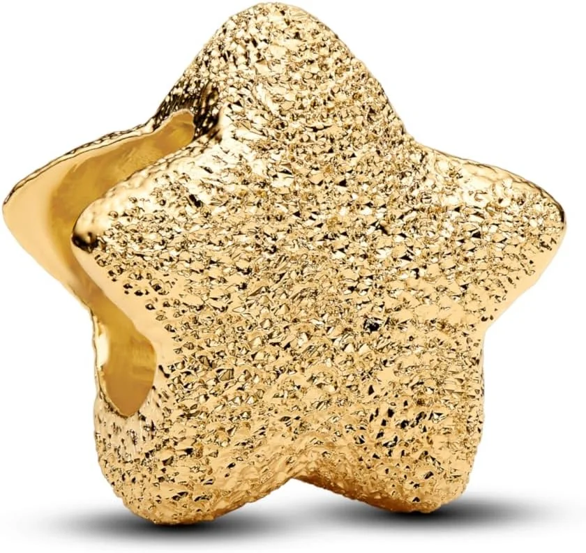 آویز کوچک پاندورا Moments 764050C00 طرح ستاره بافت دار نقره استرلینگ با روکش طلای 14 عیار سازگار با Moments