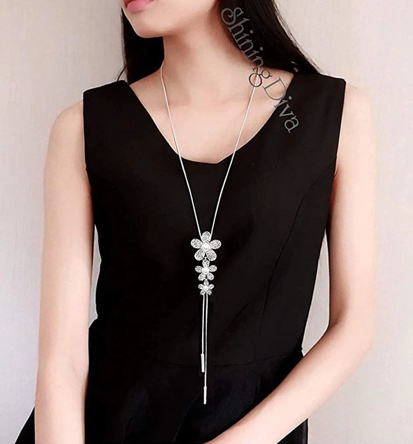 گردنبند آویز زنجیره ای بلند شیک با گل کریستالی براق برای زنان و دختران گردنبند آویز زنجیره ای بلند شیک با گل کریستالی براق برای زنان و دختران