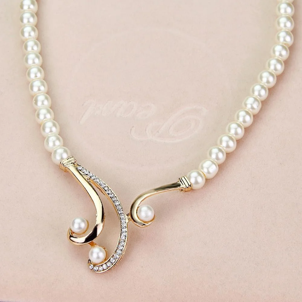 ست جواهرات گردنبند مرواریدی شیک و جدید زنانه با طراحی مد روز ست جواهرات گردنبند مرواریدی شیک و جدید زنانه با طراحی مد روز