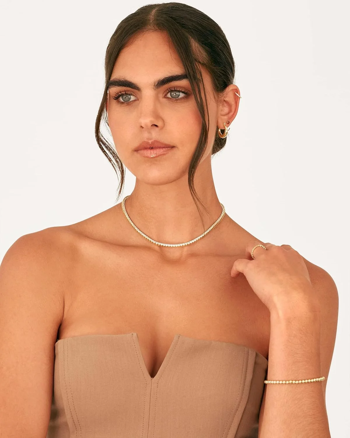 گردنبند تنیس با روکش طلای 14 عیار پاوی با نگین های اتمی 3 میلی متری - گردنبند بلند و ضخیم زنانه - سایز 40 سانتی متر گردنبند تنیس با روکش طلای 14 عیار پاوی با نگین های اتمی 3 میلی متری - گردنبند بلند و ضخیم زنانه - سایز 40 سانتی متر