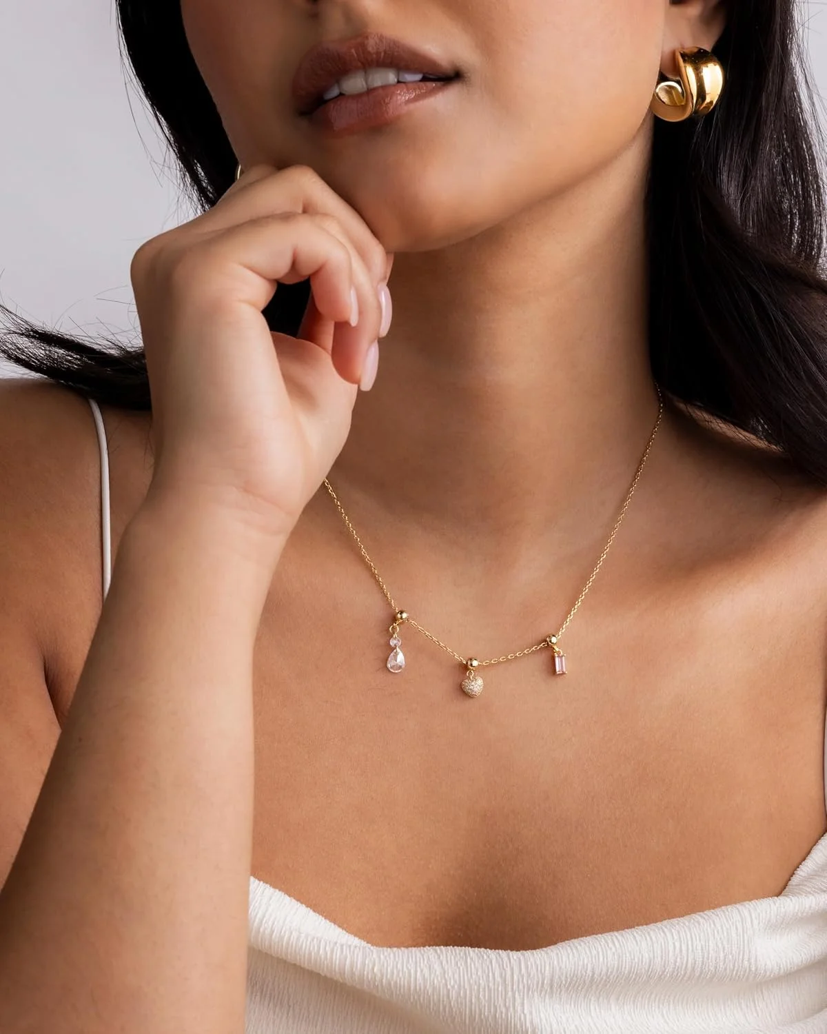 گردنبند آویز فانتزی با روکش طلای 14 عیار و نگین زیرکونیا کیوبیک پاوی برای زنان | آویزهای گردنبند ظریف و زیبا | آویزهای باگت قلبی CZ