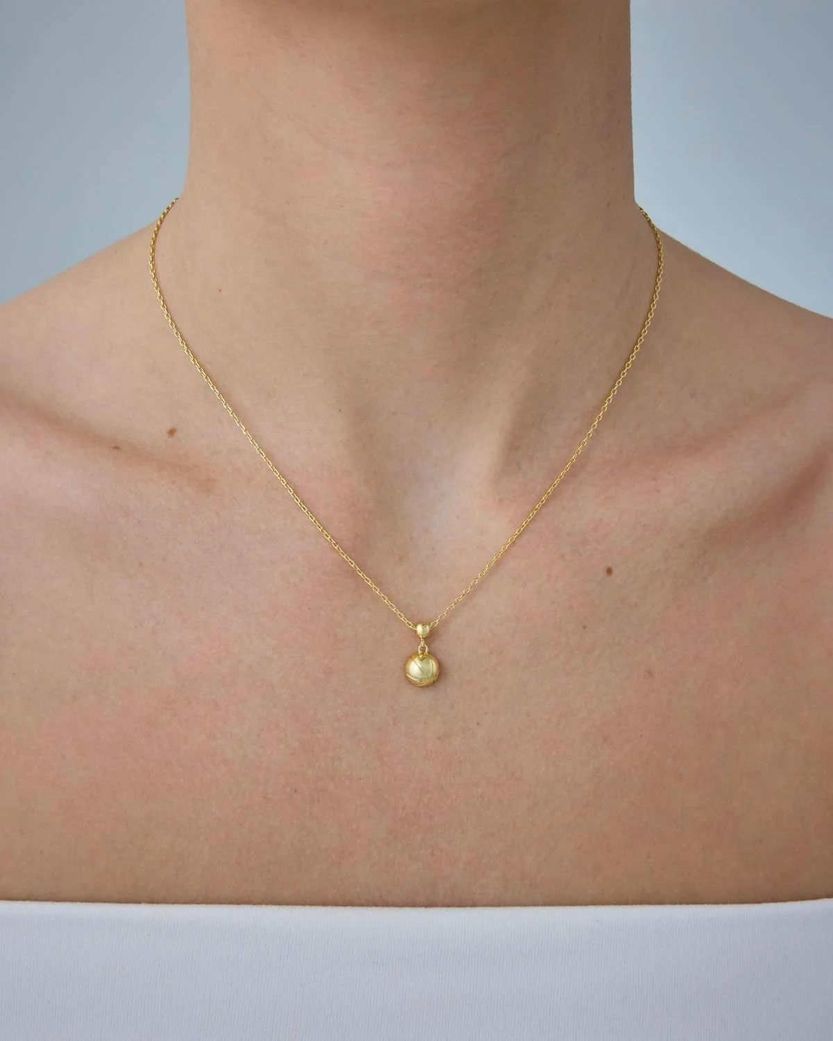 گردنبند آویز توپ بسکتبال با روکش طلای 14 عیار PAVOI برای زنان | گردنبند قابل تنظیم کشویی زیرکونیا مکعبی | جواهرات ظریف ورزشی گردنبند آویز توپ بسکتبال با روکش طلای 14 عیار PAVOI برای زنان | گردنبند قابل تنظیم کشویی زیرکونیا مکعبی | جواهرات ظریف ورزشی