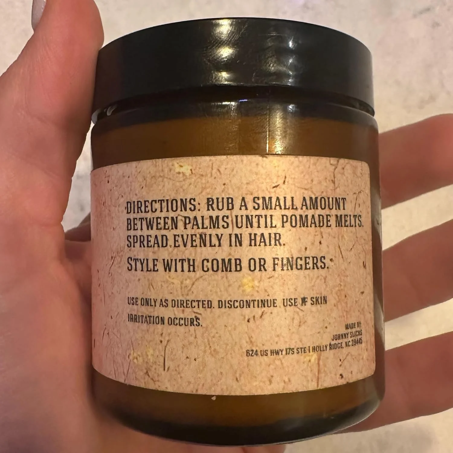 پماد حالت دهنده مو بر پایه آب جانی اسلیکس | قدرت نگهداری بالا، درخشش زیاد، حالت دهی ارگانیک برای آقایان | کمک به رشد سالم مو و آبرسانی پوست خشک (اورجینال، 113 گرم) ساخت آمریکا، متعلق به جانبازان