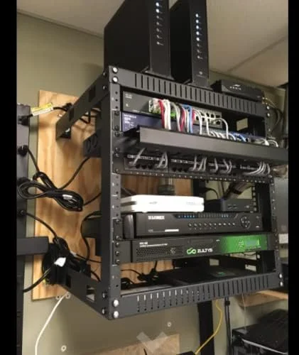 KENUCO (6U, مشکی) - رک شبکه فولادی با فریم باز دیواری 6 یونیت عمق 45 سانتی متر