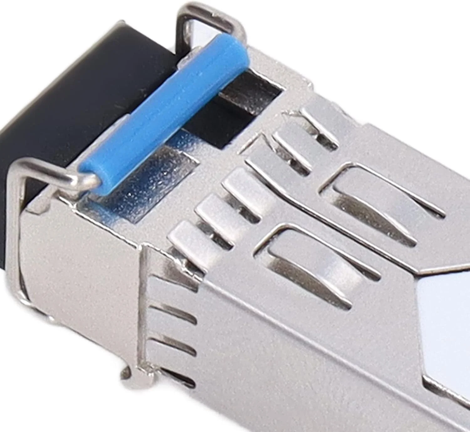 ماژول انتقال SFP با سرعت 1.25 گیگابیت بر ثانیه، تک حالته تک فیبر، طول موج TX1310/RX1550 نانومتر، بدنه آلیاژ روی، برای ارتباطات فیبر نوری و تجهیزات شبکه ماژول انتقال SFP با سرعت 1.25 گیگابیت بر ثانیه، تک حالته تک فیبر، طول موج TX1310/RX1550 نانومتر، بدنه آلیاژ روی، برای ارتباطات فیبر نوری و تجهیزات شبکه