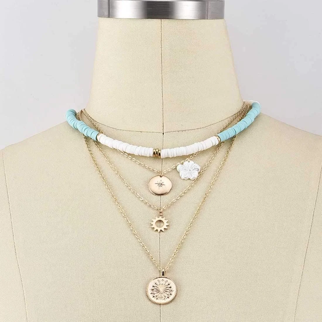 گردنبند لایه ای چوکر سفید با آویز گل و خورشید طلایی، زیورآلات شیک و زیبا با زنجیر گلدار برای مهمانی، جشن و هدیه به دختران و زنان