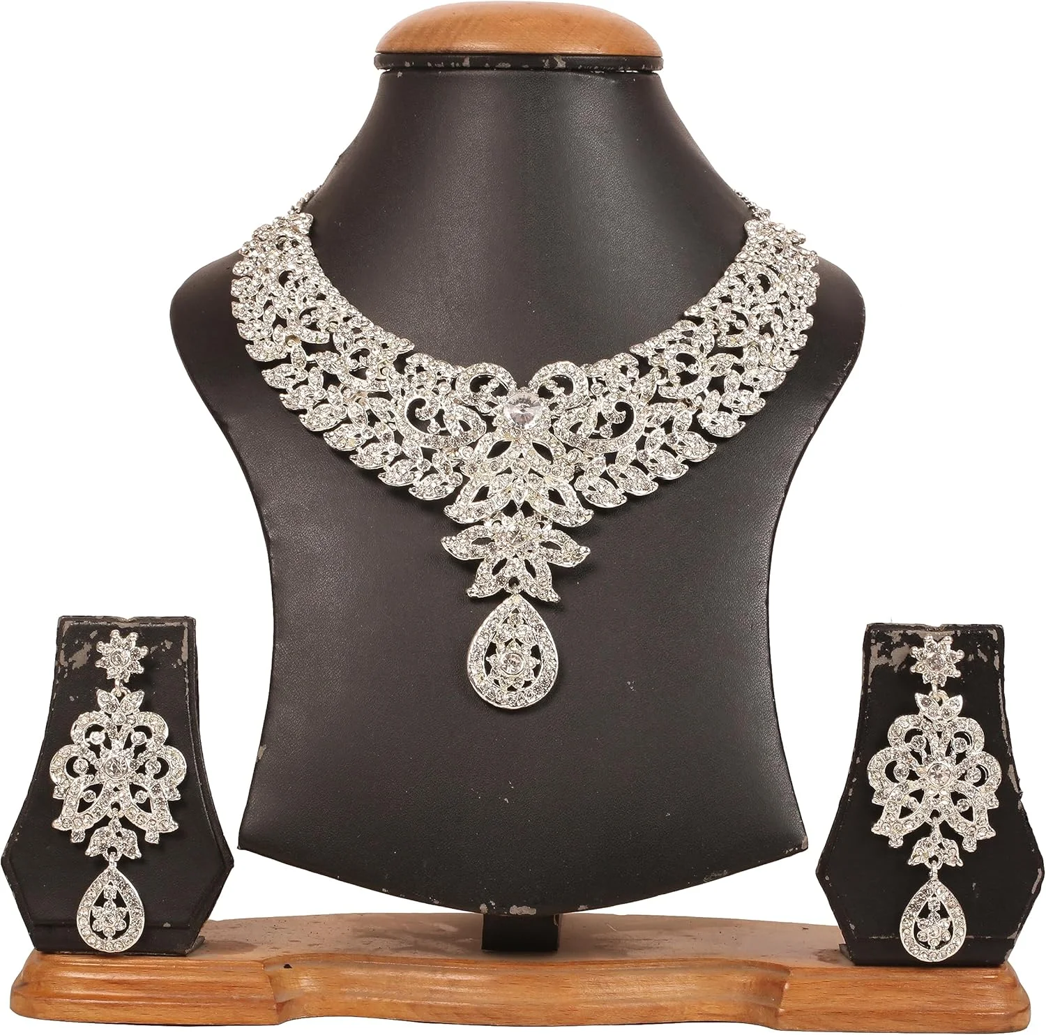 تاچ استون، ست گردنبند مجلسی طرح الماس و نگین، طرحی شیک و خاص، مناسب عروس، زیورآلات زنانه، رنگ نقره ای تاچ استون، ست گردنبند مجلسی طرح الماس و نگین، طرحی شیک و خاص، مناسب عروس، زیورآلات زنانه، رنگ نقره ای