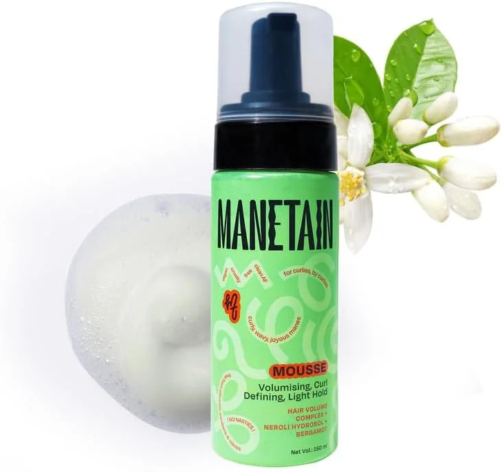 موس مو 150 میلی لیتری MANETAIN برای موهای خشک و وز | موس حجم دهنده و حالت دهنده فر برای انواع مو | فرمول سبک برای نگه دارندگی متوسط | کنترل وز و بهبود بافت مو | وگان و بدون تست حیوانی