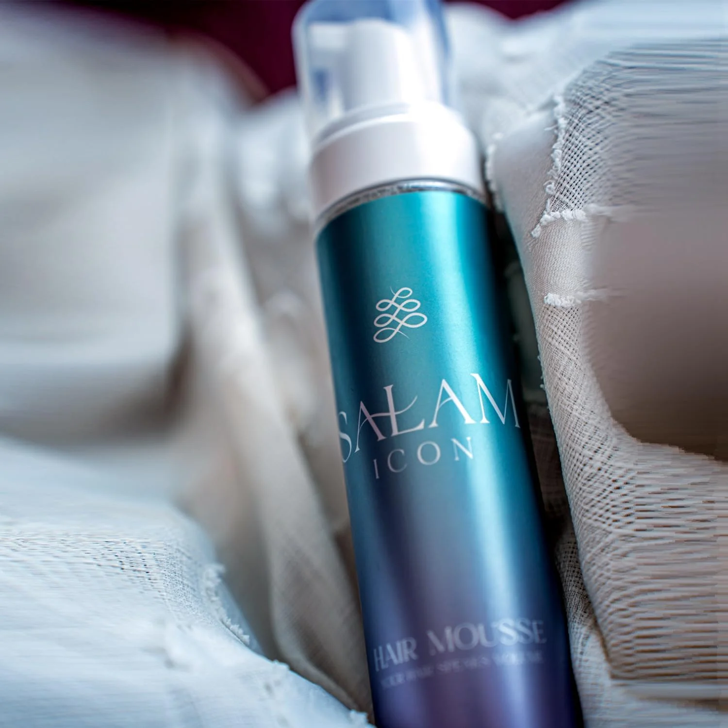 موس حالت دهنده فر مو سلام آیکون، روغن کرچک و گلیسیرین، ایجاد کننده بافت نرم، موس مو برای موهای فر، حالت دهنده فرها، ضد وز، 236 میلی لیتر، کیف رنگارنگ تابستانی موس حالت دهنده فر مو سلام آیکون، روغن کرچک و گلیسیرین، ایجاد کننده بافت نرم، موس مو برای موهای فر، حالت دهنده فرها، ضد وز، 236 میلی لیتر، کیف رنگارنگ تابستانی