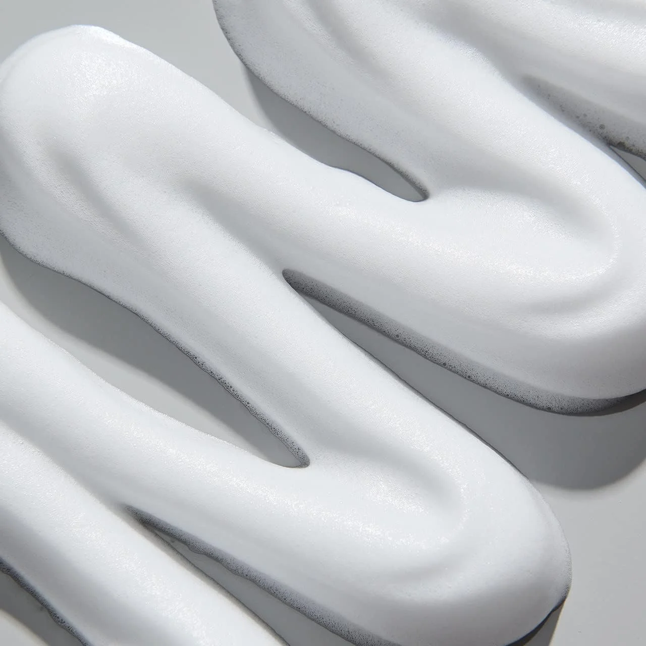 موس حجم دهنده مو یونایت هیر - ELEVATE - حجم دهنده، نگهدارنده و درخشان کننده مو بدون وز برای انواع مو - محافظت در برابر اشعه ماوراء بنفش و حرارت - 177 میلی لیتر موس حجم دهنده مو یونایت هیر - ELEVATE - حجم دهنده، نگهدارنده و درخشان کننده مو بدون وز برای انواع مو - محافظت در برابر اشعه ماوراء بنفش و حرارت - 177 میلی لیتر