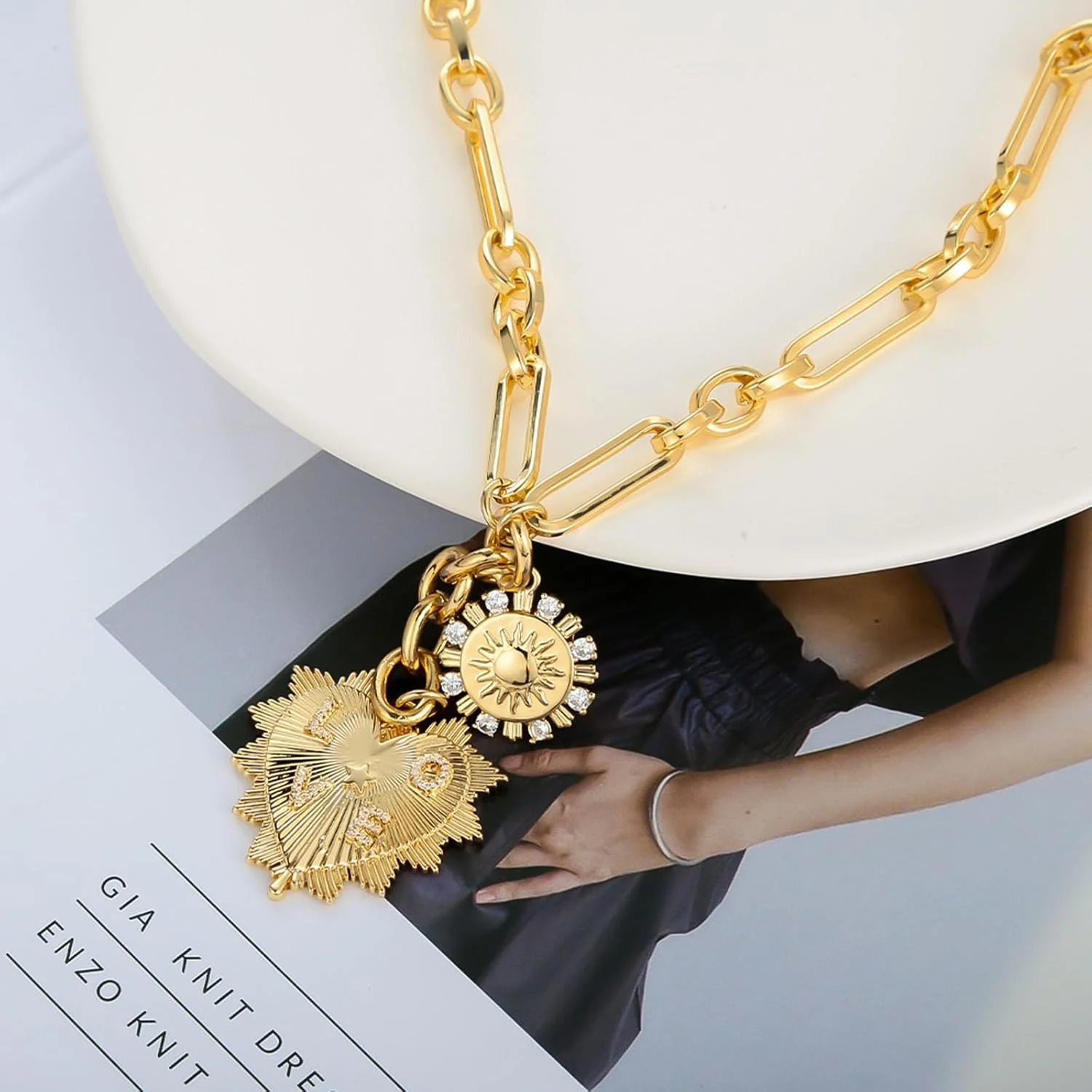 گردنبند قلب طلایی زنانه، گردنبند آویز قلب با روکش طلای 18 عیار، گردنبند چوکر زنجیره ای درشت، گردنبند جذاب هیپ هاپ گردنبند قلب طلایی زنانه، گردنبند آویز قلب با روکش طلای 18 عیار، گردنبند چوکر زنجیره ای درشت، گردنبند جذاب هیپ هاپ