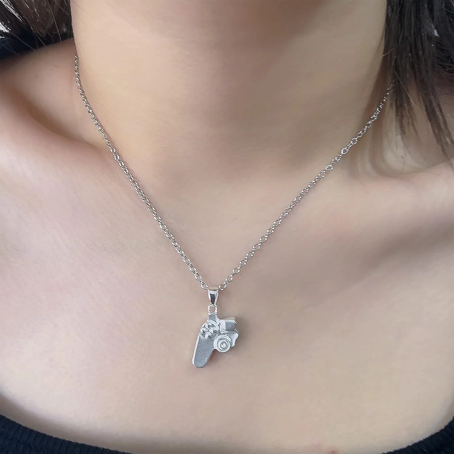 گردنبند ست برای زوج ها، گردنبند کنترلر بازی با آهنربا برای او و او، گردنبند ست برای بهترین دوست، گردنبند خواهرانه گردنبند ست برای زوج ها، گردنبند کنترلر بازی با آهنربا برای او و او، گردنبند ست برای بهترین دوست، گردنبند خواهرانه