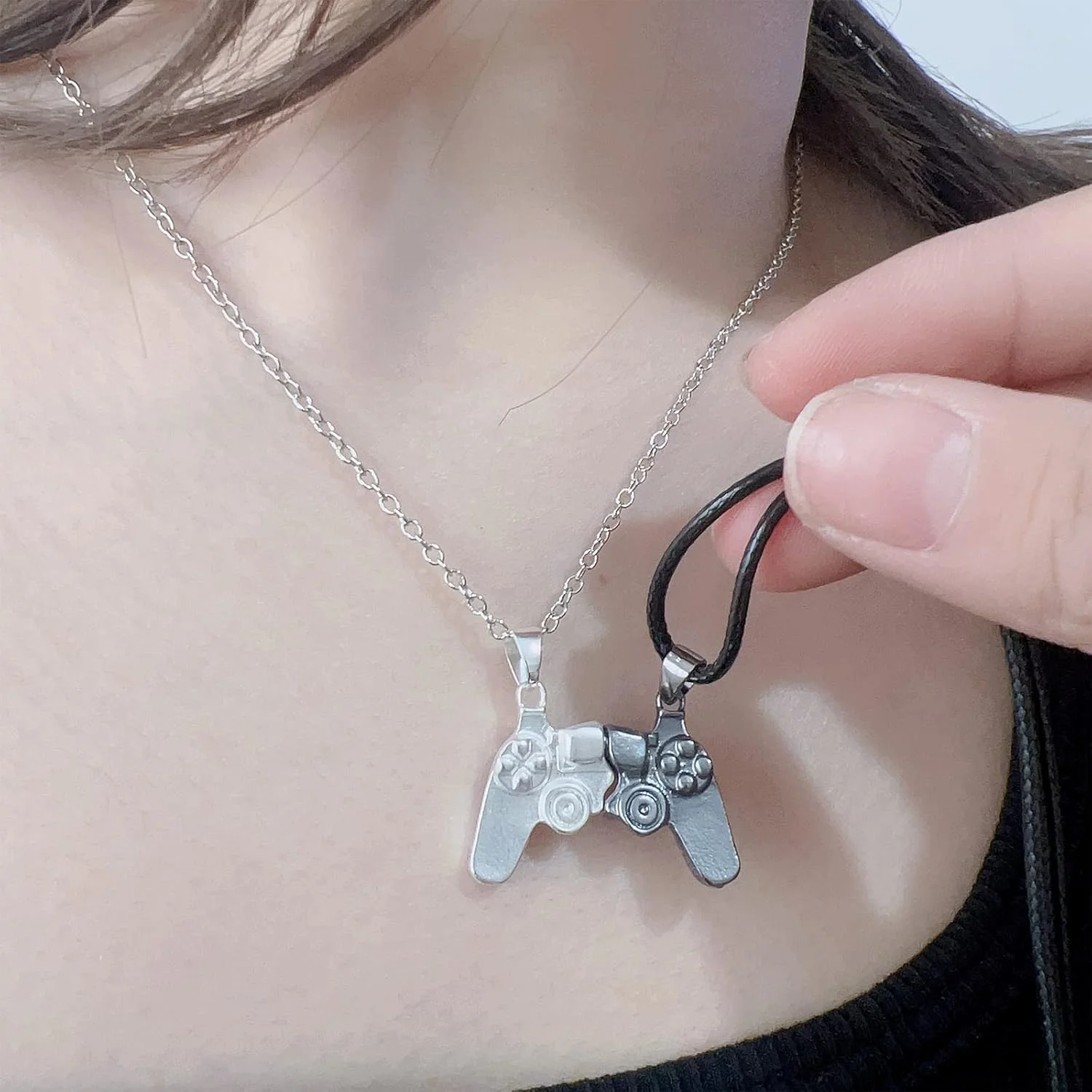 گردنبند ست برای زوج ها، گردنبند کنترلر بازی با آهنربا برای او و او، گردنبند ست برای بهترین دوست، گردنبند خواهرانه گردنبند ست برای زوج ها، گردنبند کنترلر بازی با آهنربا برای او و او، گردنبند ست برای بهترین دوست، گردنبند خواهرانه