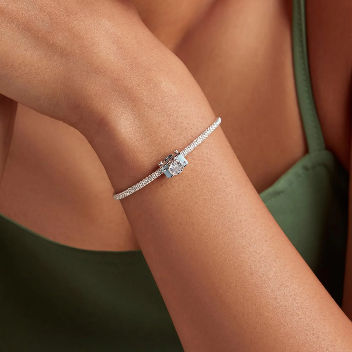 آویز دوربین نقره استرلینگ 925، آویزهای نقره دست ساز منحصر به فرد برای دستبندهای زنانه، هدیه جواهرات شخصی برای تولد و روز مادر، لوازم جانبی دوستداران قهوه برای تزئین دستبند آویز دوربین نقره استرلینگ 925، آویزهای نقره دست ساز منحصر به فرد برای دستبندهای زنانه، هدیه جواهرات شخصی برای تولد و روز مادر، لوازم جانبی دوستداران قهوه برای تزئین دستبند