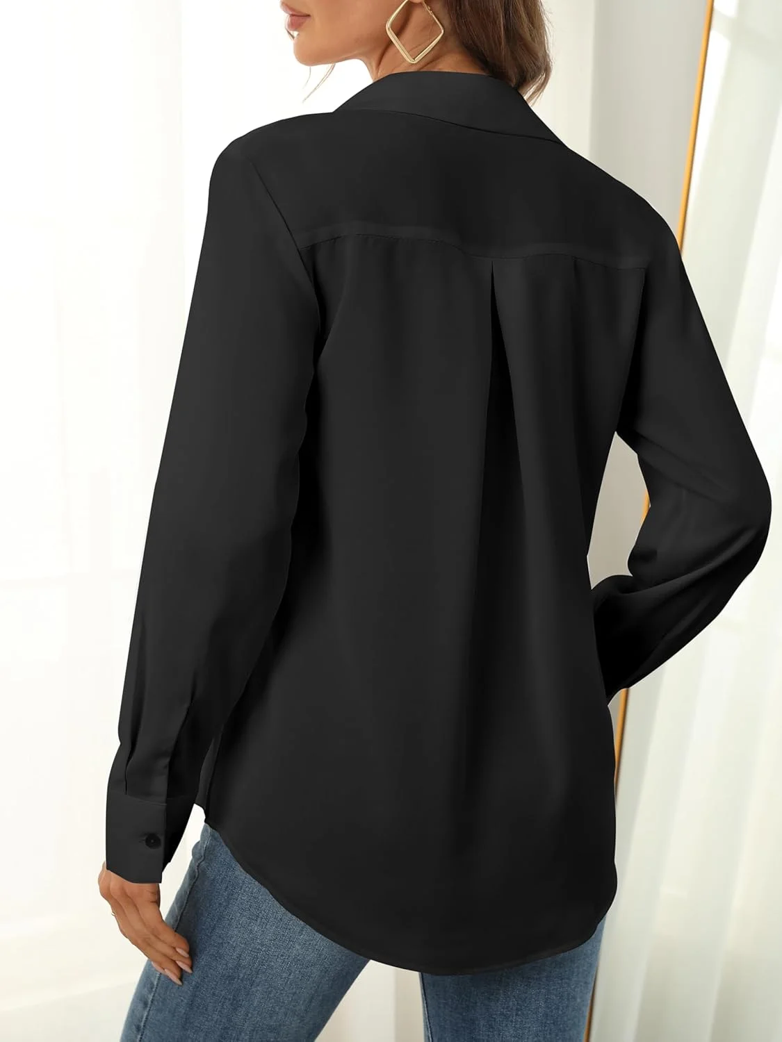 پیراهن دکمه دار زنانه، مدل پایه، نرم و کلاسیک، یقه دار، آستین بلند، مناسب استایل های رسمی و غیر رسمی، رنگ ثابت، سایز XS-XXL پیراهن دکمه دار زنانه، مدل پایه، نرم و کلاسیک، یقه دار، آستین بلند، مناسب استایل های رسمی و غیر رسمی، رنگ ثابت، سایز XS-XXL