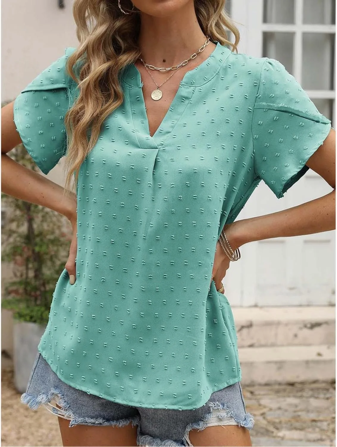 تاپ های تابستانی زنانه 2024، بلوزهای آستین کوتاه یقه گرد و یقه هفت، شومیزهای شیفون، تونیک های پلیسه دار مد روز تاپ های تابستانی زنانه 2024، بلوزهای آستین کوتاه یقه گرد و یقه هفت، شومیزهای شیفون، تونیک های پلیسه دار مد روز