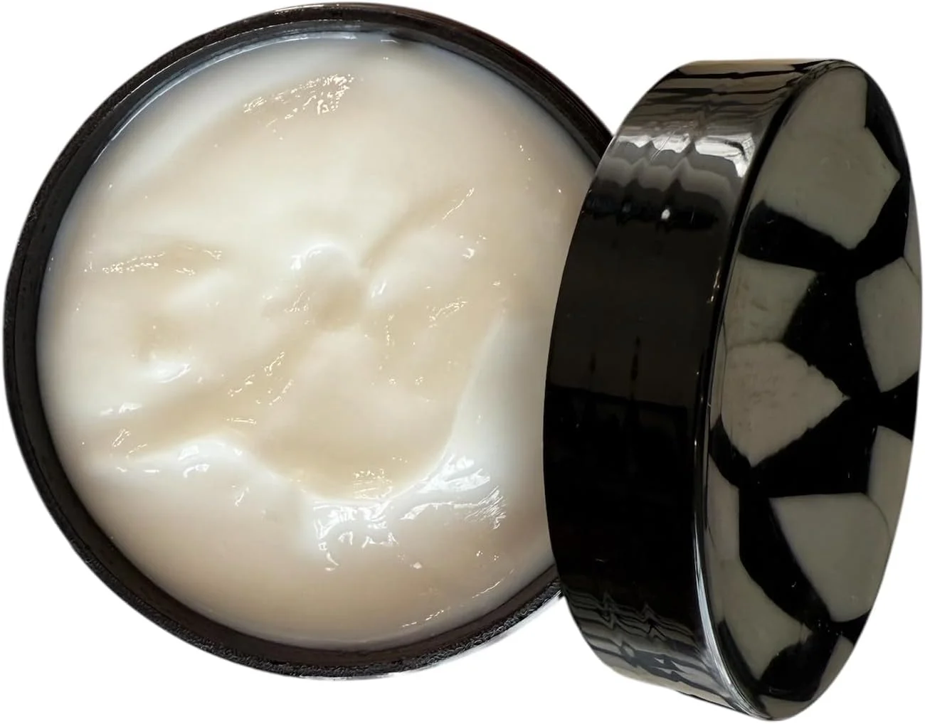 ماسک مو حاوی آلوئه ورا و پرو ویتامین B5، فاقد پارابن، فرمولی مجلل که موهای شما را عمیقا تغذیه و احیا می کند و موخوره را درمان می کند. 350 میلی لیتر