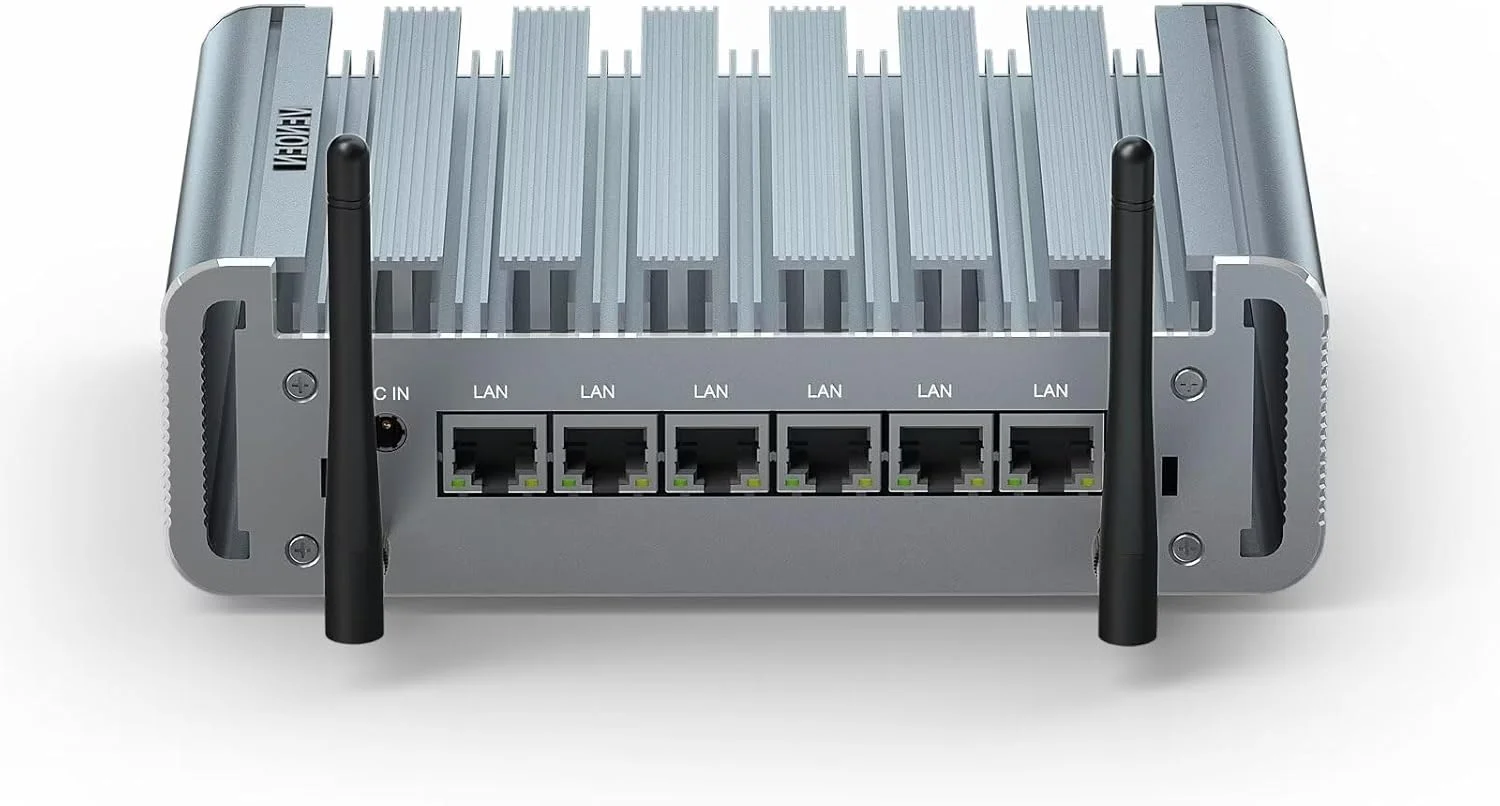 مینی پی سی فایروال، 6 پورت لن 2.5Gbe، مینی روتر پی سی، کارت شبکه i225، پردازنده Celeron J4125، رم 8GB DDR4، حافظه SSD 128GB، HD-MI، RS232 COM، وای فای، کیس کوچک، روشن شدن خودکار، Windows 10 / نرم افزار فایروال