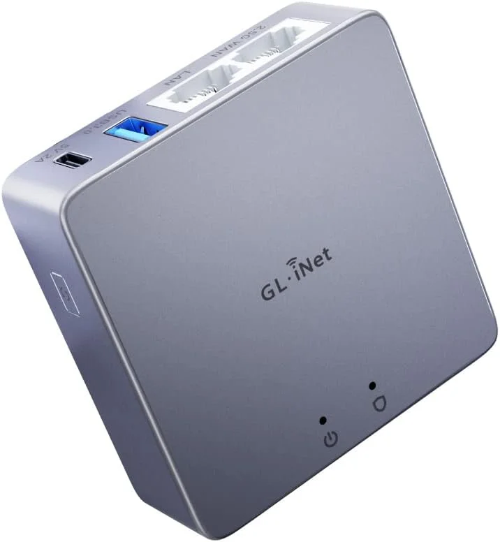 دروازه امنیتی مینی GL.iNet MT2500A (Brume 2) برای دفتر کار خانگی و کار از راه دور - سرور و کلاینت  برای خانه و دفتر، زنجیره ای ، امنیت اینترنت، 2.5G WAN، بدون وای فای (بدنه آلیاژ آلومینیوم)