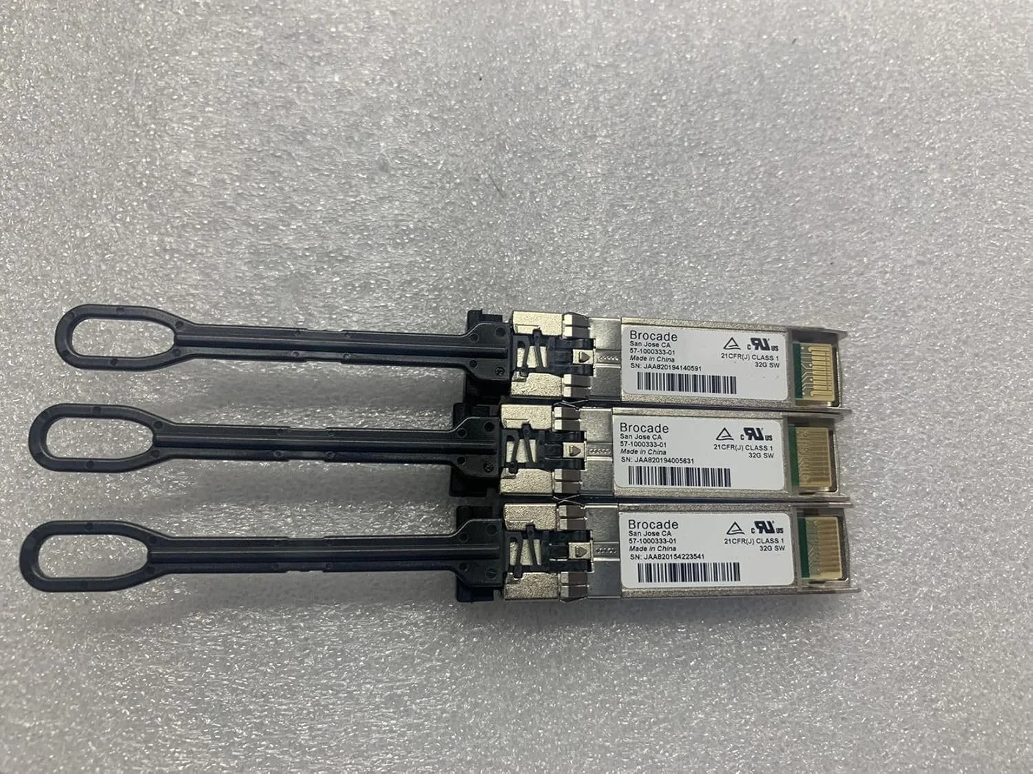 فرستنده و گیرنده فیبر نوری 32 گیگابایتی 850 نانومتری FC SWL SFP+ مدل 57-1000333-01