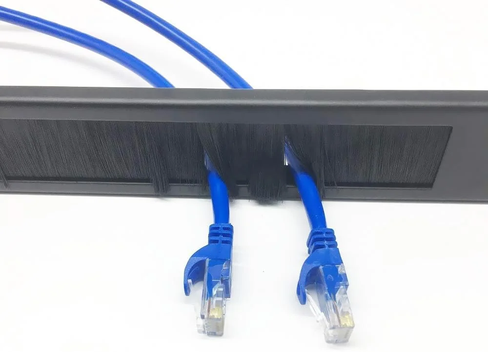 پنل برس دار 1U بسته 2 عددی، مدیریت کابل نواری رک مونت 19 اینچی برای ورود کابل به رک سرور شبکه