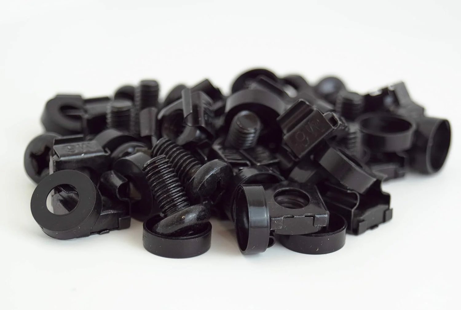 اتصالات استاندارد رک M6 کی‌زی‌سو، ۲۰ عددی