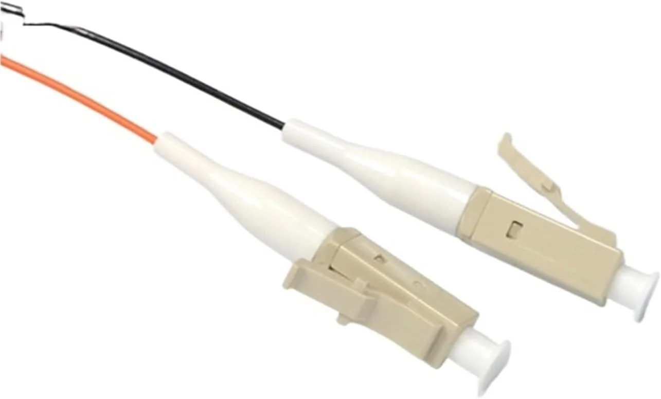 کابل فیبر نوری ۱۲ هسته ای ۱.۵ متری LC/UPC مالتی مود ۶۲.۵/۱۲۵um کابل فیبر نوری ۱۲ هسته ای ۱.۵ متری LC/UPC مالتی مود ۶۲.۵/۱۲۵um