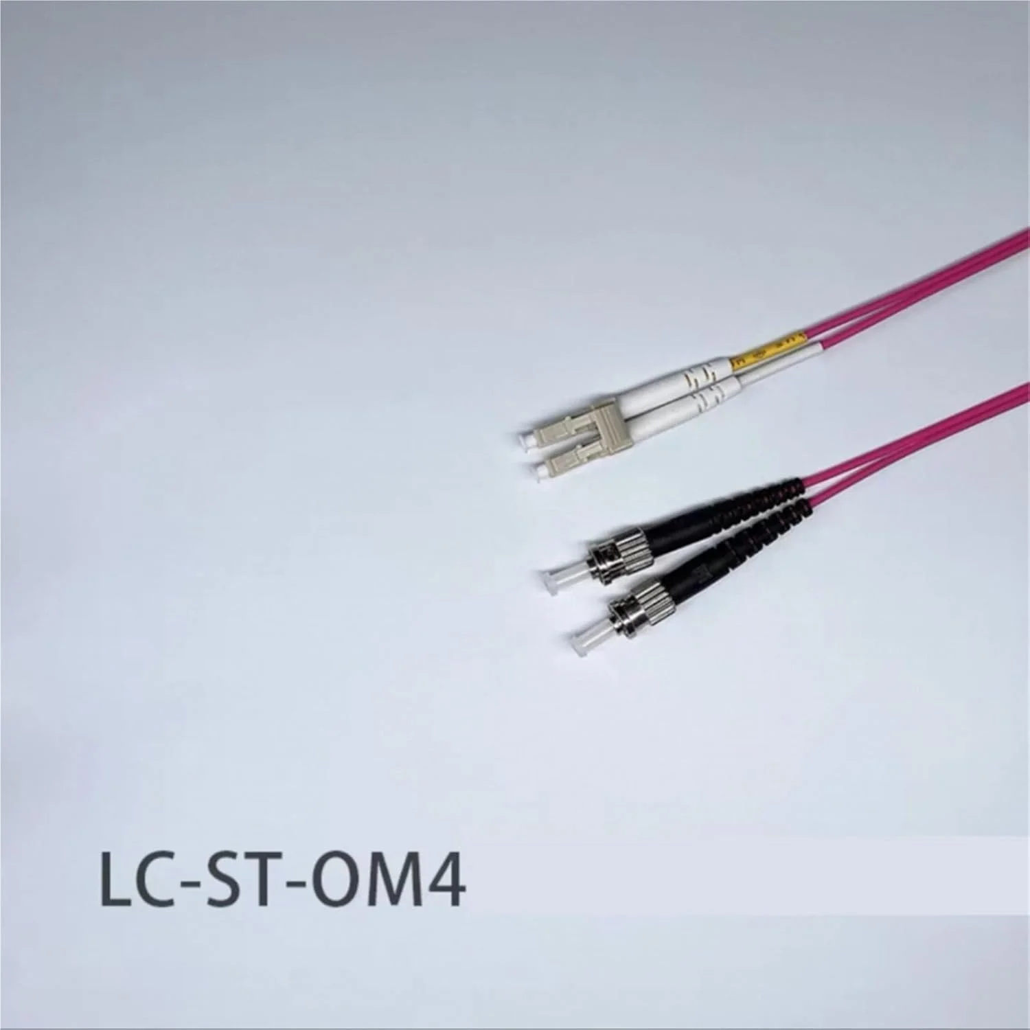 کابل فیبر نوری دوپلکس ST-LC DX چند حالته OM4، ۱ تا ۱۰۰ متر (۹۰ متر ۱ عدد OM4)