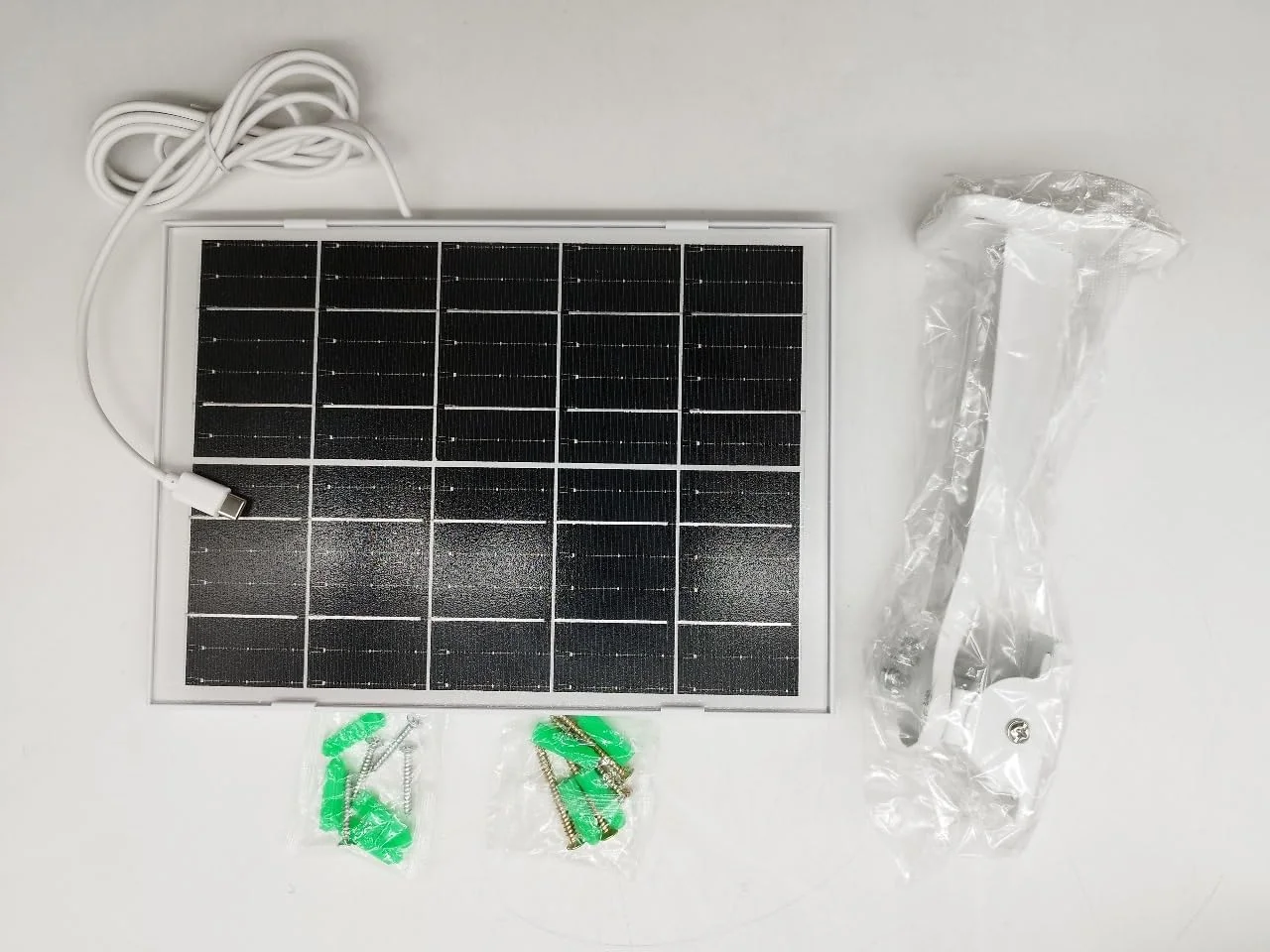 دوربین امنیتی بی‌سیم PLATO LED TP15، دوربین PTZ داخلی با دید 360 درجه، دید در شب، صدای دو طرفه، کیفیت 1080P HD، وای فای، کنترل از راه دور، نصب دیواری، طراحی ربات