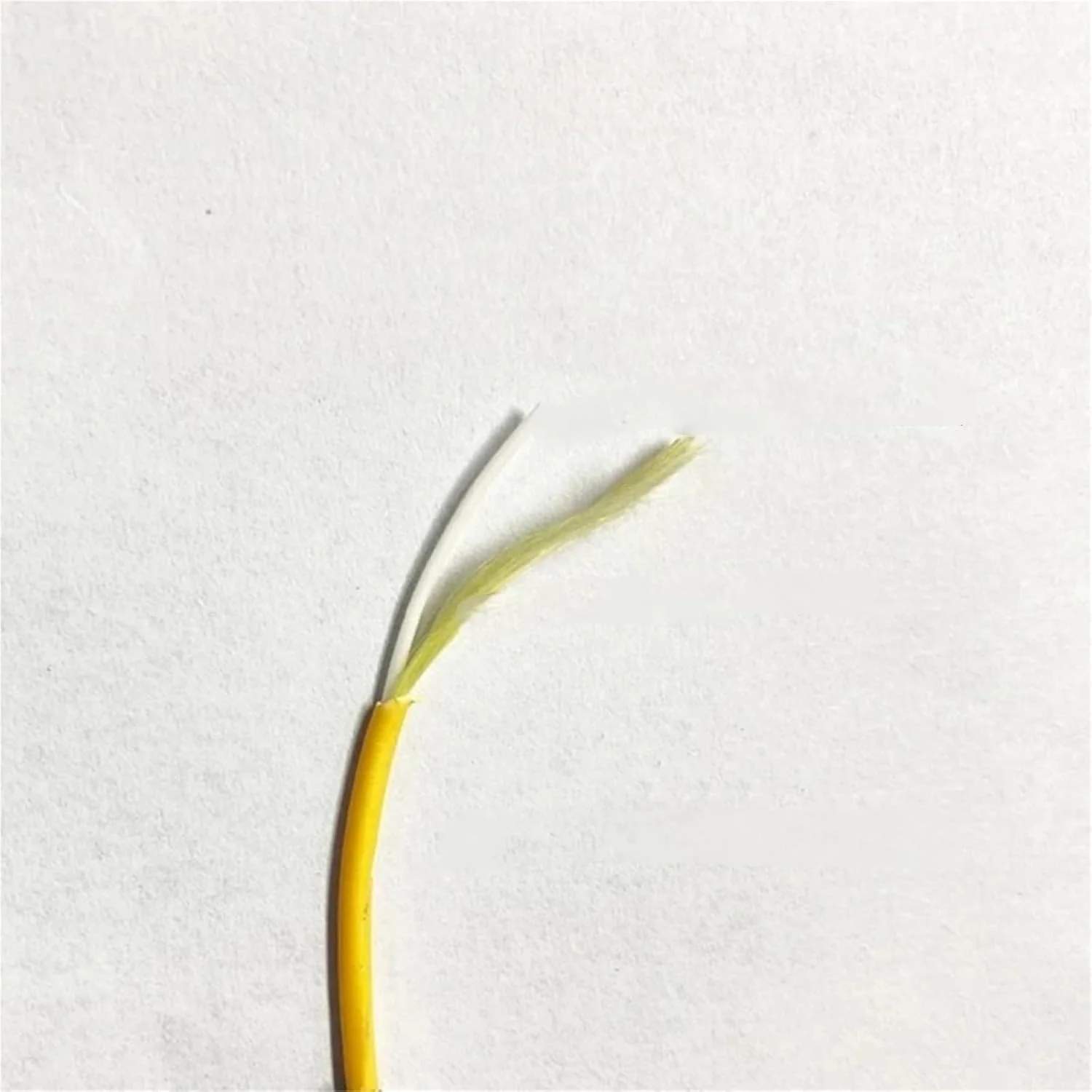 کابل فیبر نوری E2000/A-LC/A LC/UPC سینگل مود سیمپلکس 1-50 متری (E2000a-LCA 50m 1 عدد) کابل فیبر نوری E2000/A-LC/A LC/UPC سینگل مود سیمپلکس 1-50 متری (E2000a-LCA 50m 1 عدد)