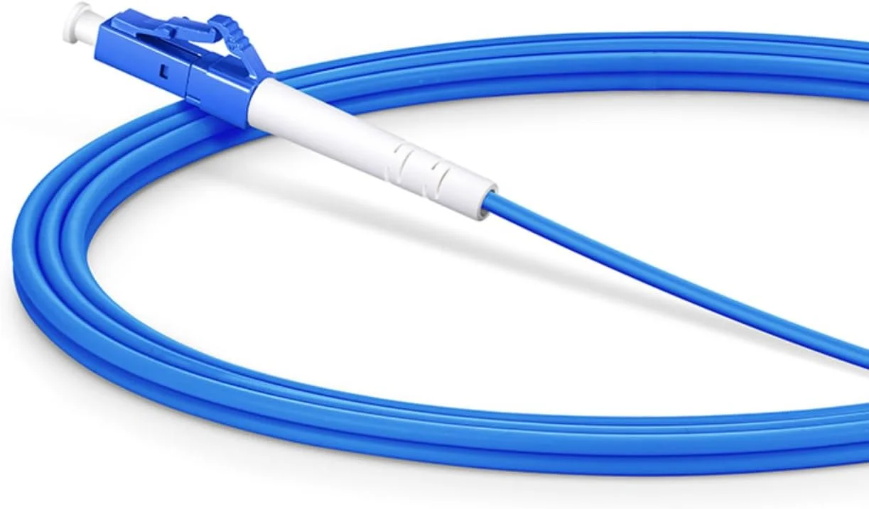 کابل فیبر نوری زره دار XTND Connect SC/A PC - LC/UPC سینگل مود 9/125µm سیمپلکس 3mm LSZH رنگ آبی، شماره قطعه جامپر فیبر نوری: XTNDAPC02SXA1030SALC (1 متر)