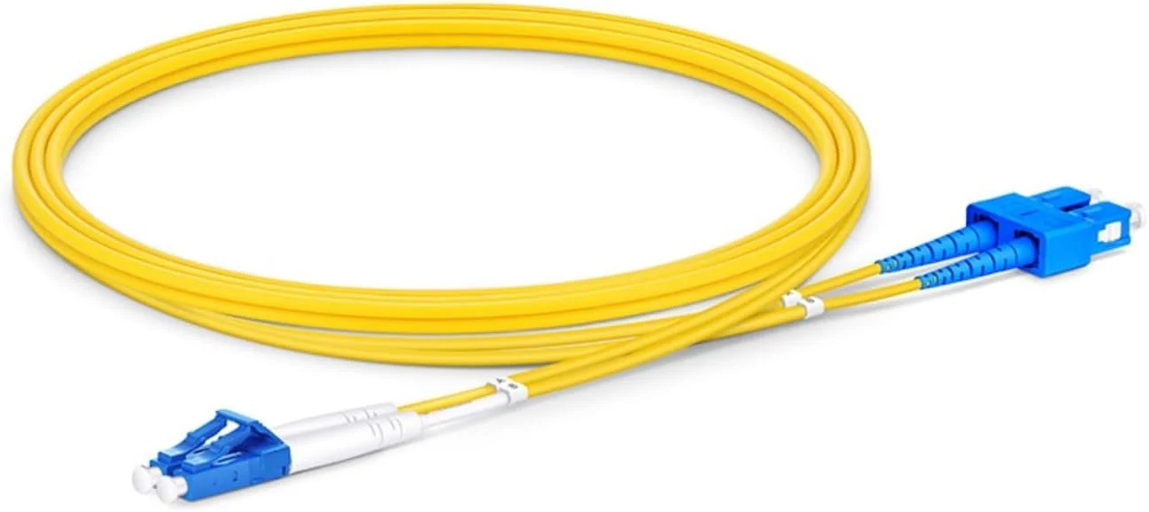 کابل فیبر نوری XTND Connect SC/UPC به LC/UPC سینگل مود 9/125µm داپلکس 3mm LSZH رنگ زرد، جامپر فیبر نوری پارت نامبر: XTNDIPC02DX2D030SCLC (30 متر)