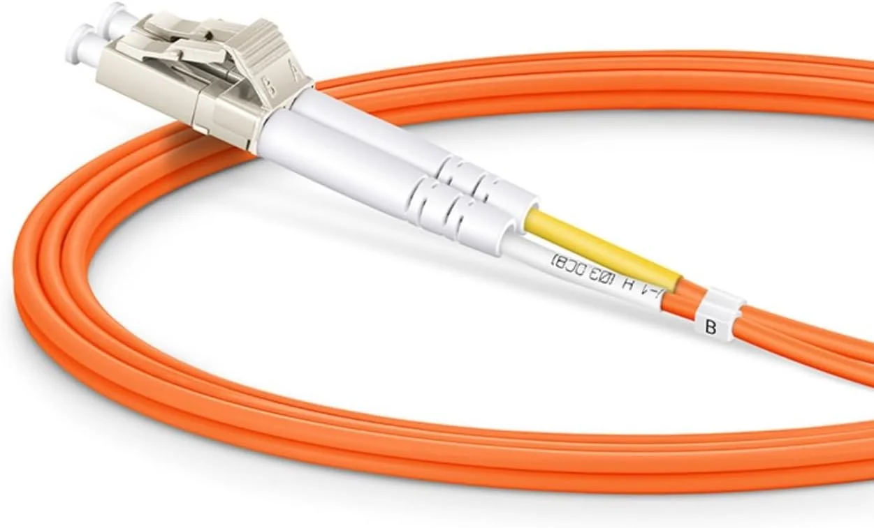 سیم فیبر نوری XTND Connect LC - SC Multi Mode 62.5/125µm OM1 Duplex 3.0mm LSZH رنگ نارنجی، جامپر فیبر نوری، شماره قطعه: XTNDIPC02DXM1030LCSC (3 متر)