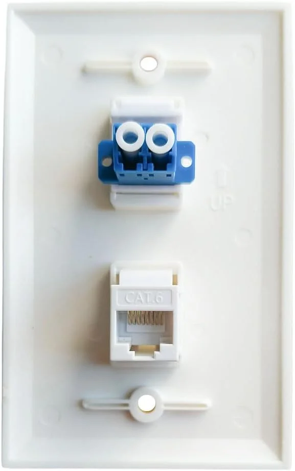 صفحه دیواری اترنت فیبر نوری LC/UPC تک پورت CAT6 - صفحه پوشش فیبر نوری LC Duplex با جک کیستون CAT 6 RJ45 - سفید