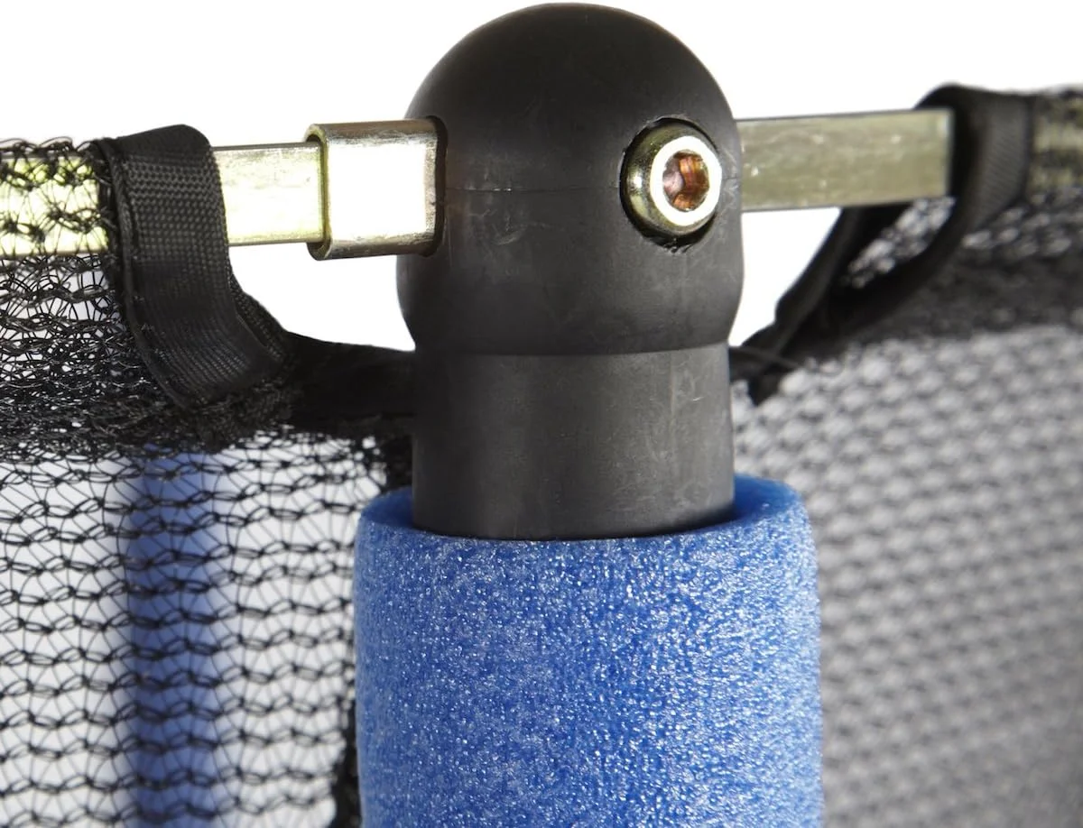 ترامپولین ۴.۵ فوتی (۵۴ اینچی) جونیور با محفظه و توری ایمنی | ترامپولین مناسب فضای داخلی و خارجی | قاب و پایه های فولادی گالوانیزه | فنرهای فولادی با روکش روی | دو رو آبی/سبز و صورتی/بنفش ترامپولین ۴.۵ فوتی (۵۴ اینچی) جونیور با محفظه و توری ایمنی | ترامپولین مناسب فضای داخلی و خارجی | قاب و پایه های فولادی گالوانیزه | فنرهای فولادی با روکش روی | دو رو آبی/سبز و صورتی/بنفش