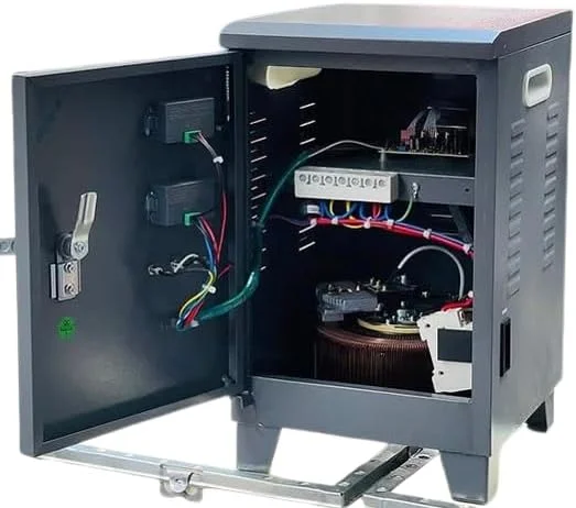 تثبیت کننده ولتاژ اتوماتیک SVC-D5000VA | تک فاز سروو 5000VA (5kVA) | نمایشگر دیجیتال LED | ورودی 110V–250V/150V–250V | خروجی 220V ±3% و 110V ±3% | راندمان بالا >90% | محافظت در برابر ولتاژ بالا/پایین تثبیت کننده ولتاژ اتوماتیک SVC-D5000VA | تک فاز سروو 5000VA (5kVA) | نمایشگر دیجیتال LED | ورودی 110V–250V/150V–250V | خروجی 220V ±3% و 110V ±3% | راندمان بالا >90% | محافظت در برابر ولتاژ بالا/پایین