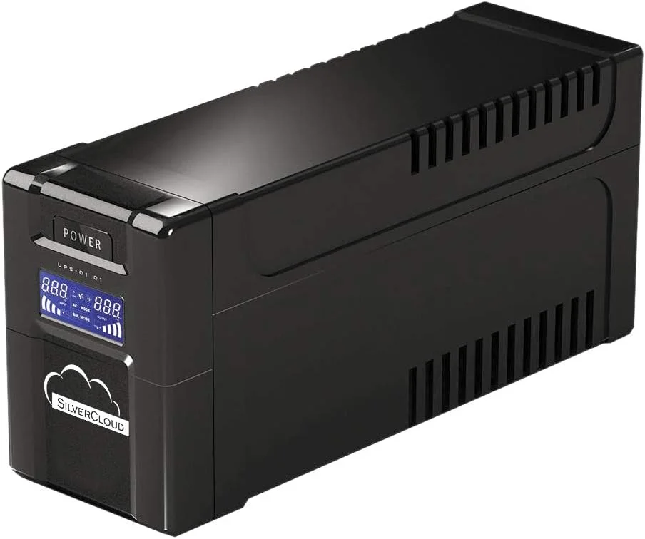 منبع تغذیه پشتیبان PNI SilverCloud SafePC 650AVR با توان 360 وات، صفحه نمایش LCD و نرم افزار نظارت بر کامپیوتر